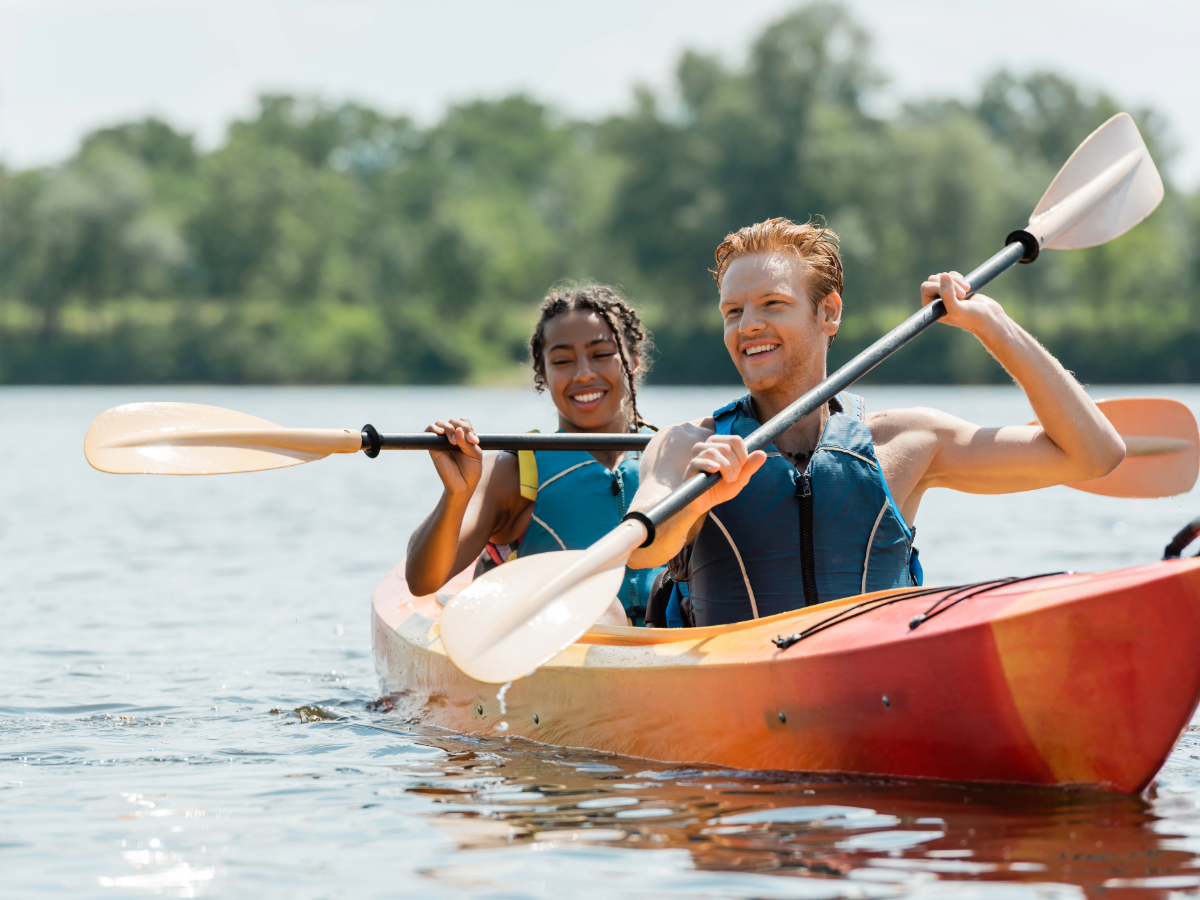 Blogs stock images-55-Friends kayaking