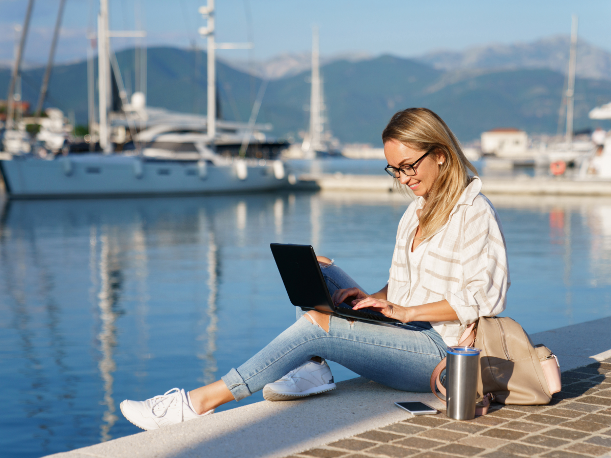 Blogs stock images-69-woman working by the sea